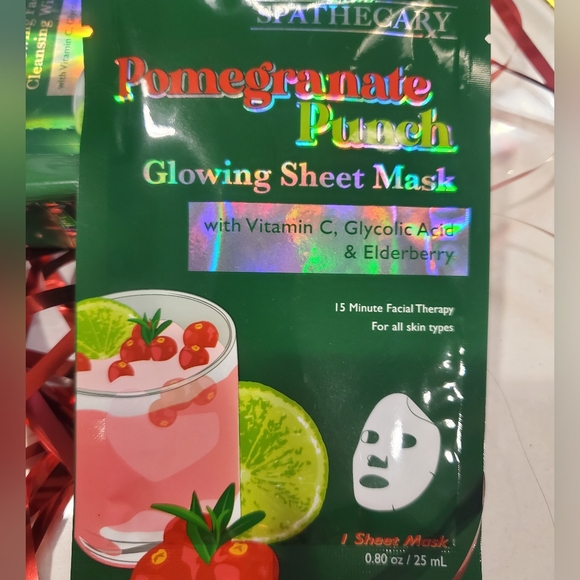 Pomergranate Punch Facial Mask Gift Set - Picture 4 of 8